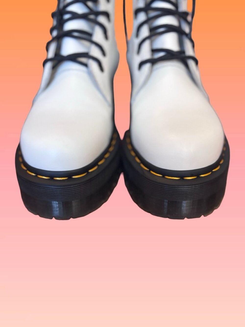 NWOB Dr Martens Jadon Smooth Leather Platform Boots, White, Size 8 - Picture 5 of 13